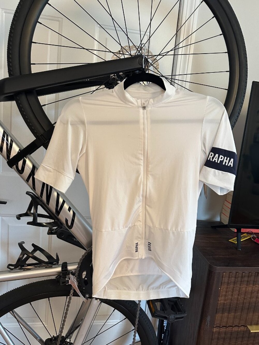 Rapha Cycling Jersey (women's Small / mens' XS)